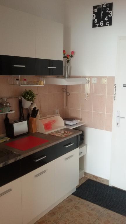 Apartment Your Second Home ซูโบติกา ภายนอก รูปภาพ